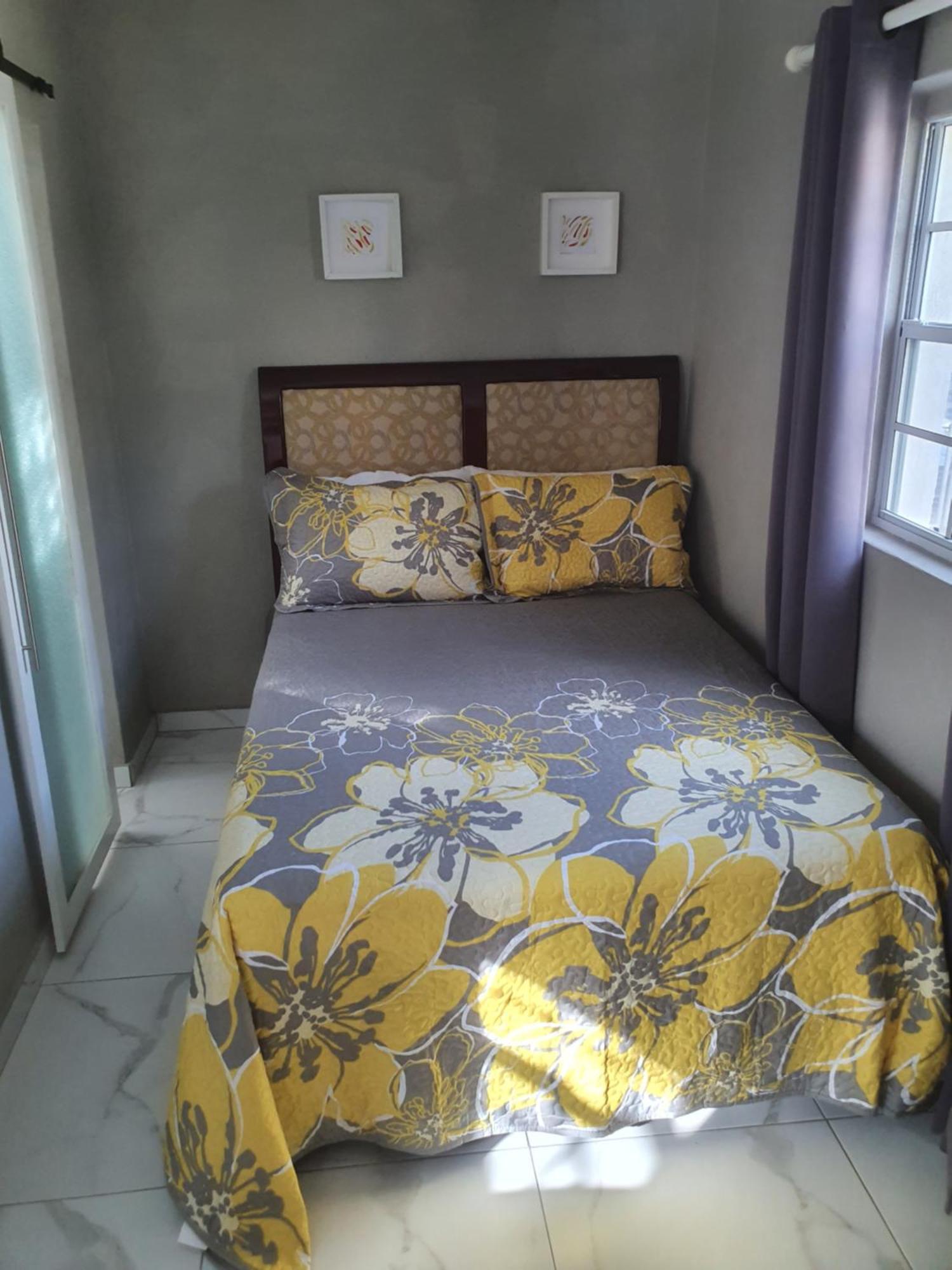 Devachan Apartments Bridgetown Oda fotoğraf